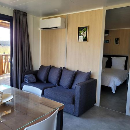 Les Chalets Du Moulin De Valade Condat-sur-Trincou 外观 照片
